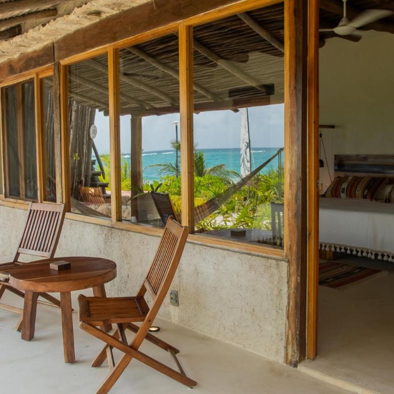 Hotel Pocna Tulum - Casa Maya Ocean Front with A/C - 5