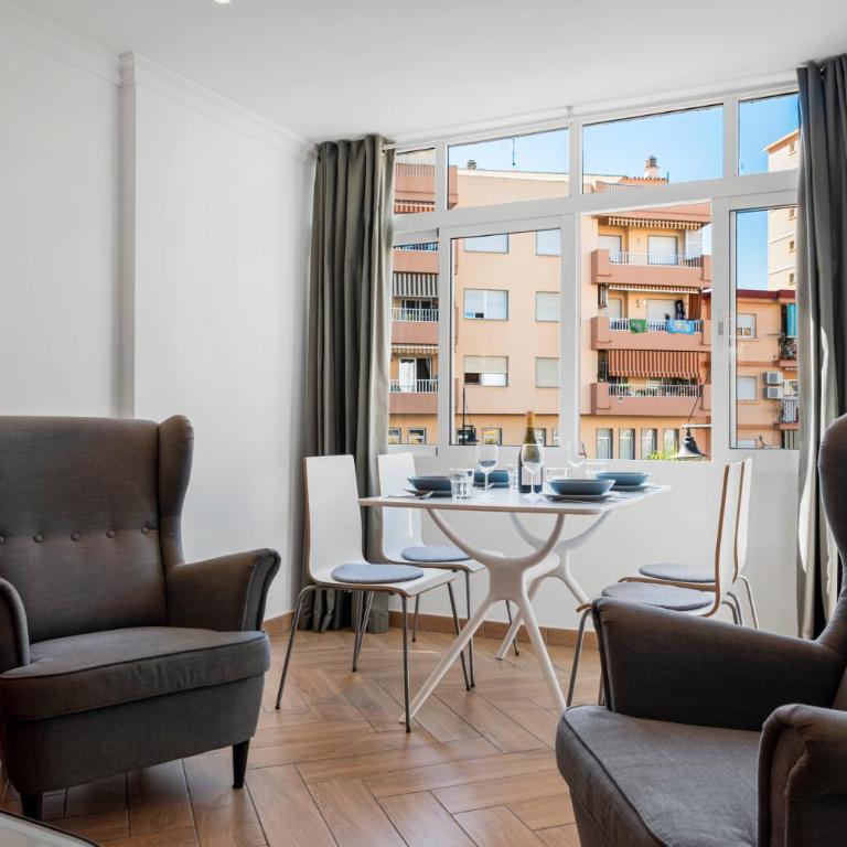 Sunny apartment in the Center, 5 min. from the Beach - Apartamento de 1 dormitorio con vistas al jardín - 9