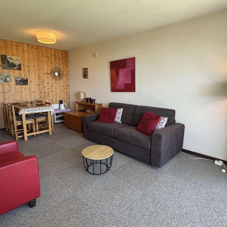 Appartement 2 pièces, animaux admis, parking à Notre-Dame-de-Bellecombe - Appartement 1 Chambre - 18