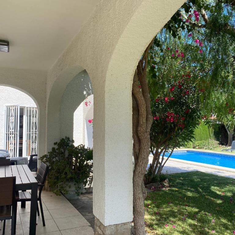 Alquiler Villa en la Playa de Cambrils para 10 personas con AC, parking y WIFI - Villa - 12