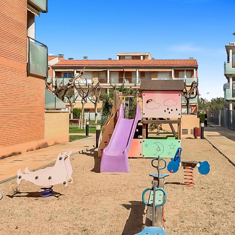 Apartamento con piscina, terraza y parking gratis "Ideal familias" Cambrils - Apartment with Garden View - 27