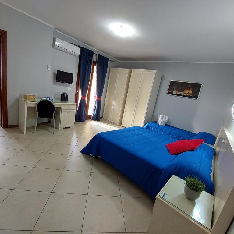 Fiumicino Inn Airport - Camera Tripla con Balcone - 40