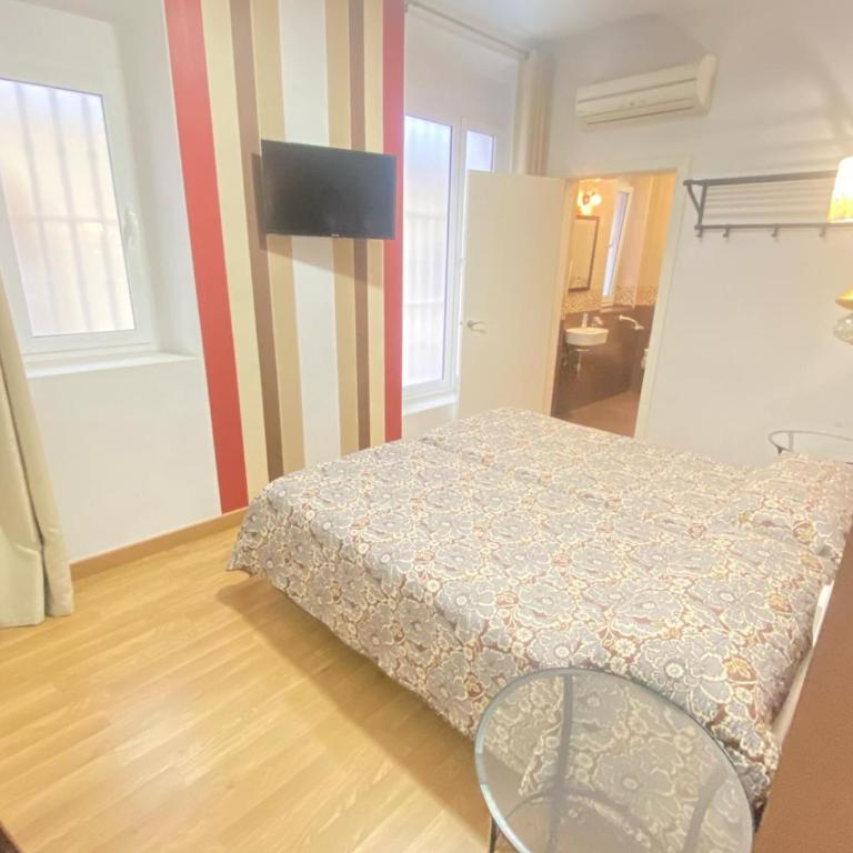 Hostal Fabiola - Habitación Doble - 2 camas - 3