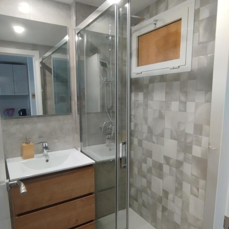 Lolo Home estudio con WiFi, AC y Piscinas - Studio - 20