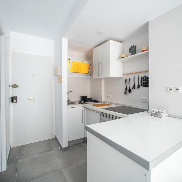 Lolo Home estudio con WiFi, AC y Piscinas - Studio - 3