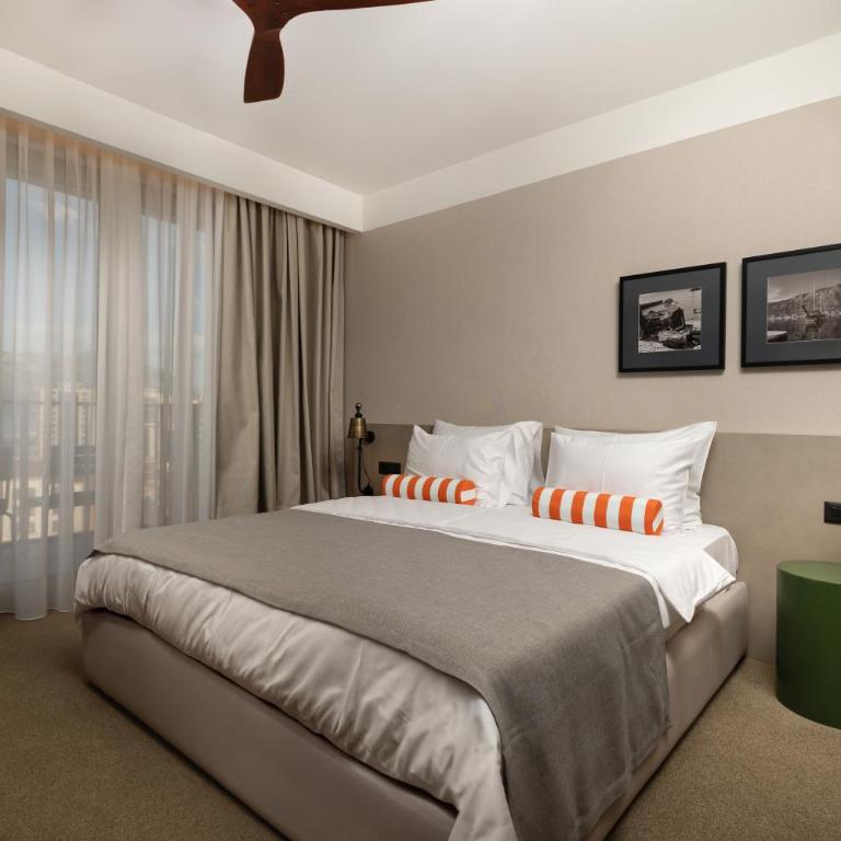 Infinity Hotel & More - Standardna Dvokrevetna Soba sa Bračnim Krevetom/Zasebnim Krevetima - 1