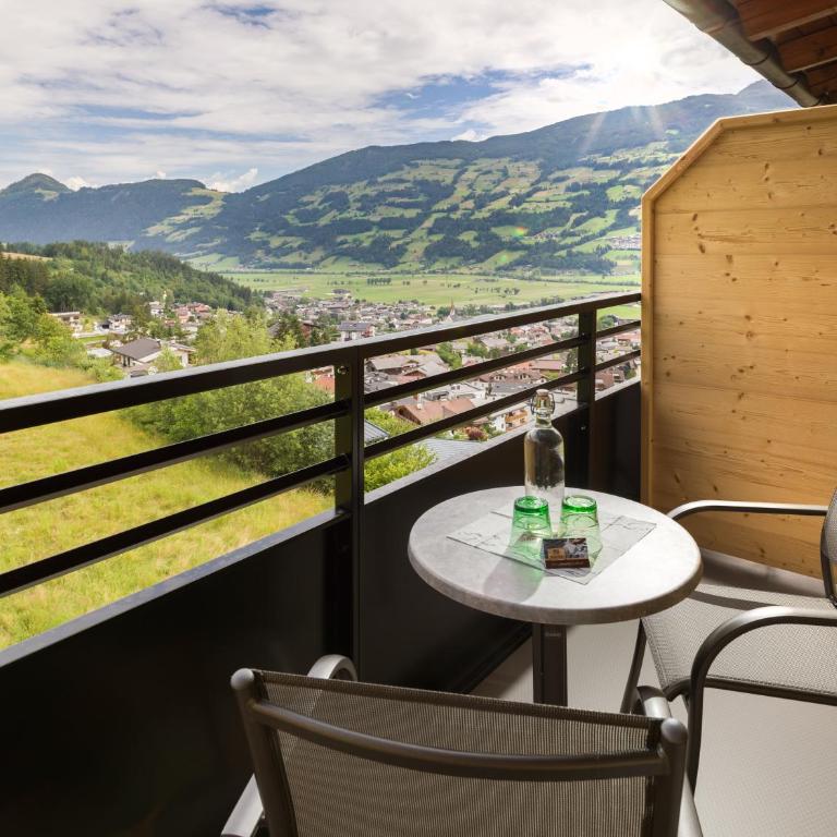Hotel Waldfriede - Panoramic View Zillertal - Junior Suite - 2
