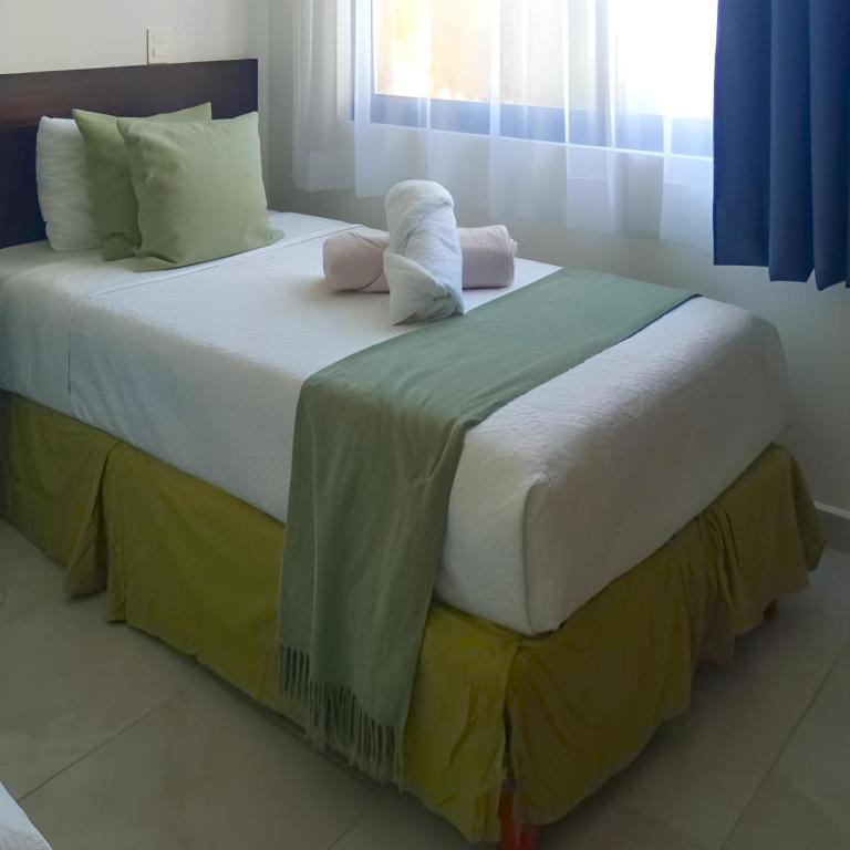 Ceiba by Andiani Travel - Two-Bedroom Apartment - 13