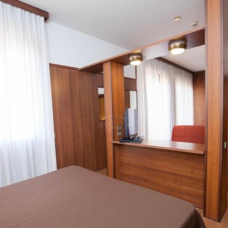 Grand Hotel Elite - Camera Quadrupla - 2