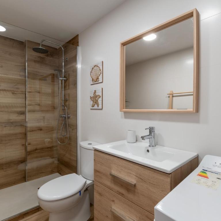 Renovated apartment on beachside with pool - Apartamento de 1 dormitorio - 17
