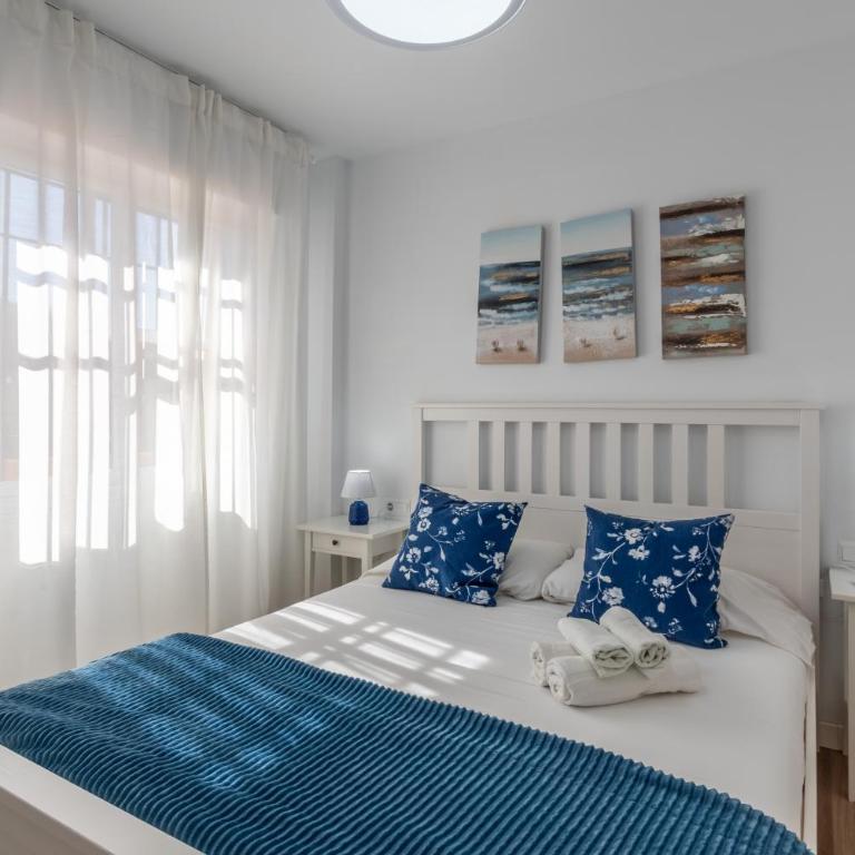 Renovated apartment on beachside with pool - Apartamento de 1 dormitorio - 10