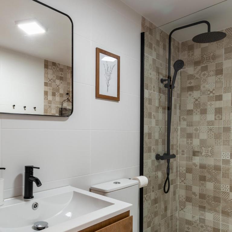 Renovated apartment on beachside with pool - Apartamento de 1 dormitorio - 16
