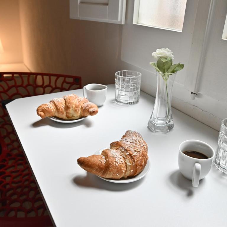 IzzHome City Heart Rooms - Standard Double Room - 15