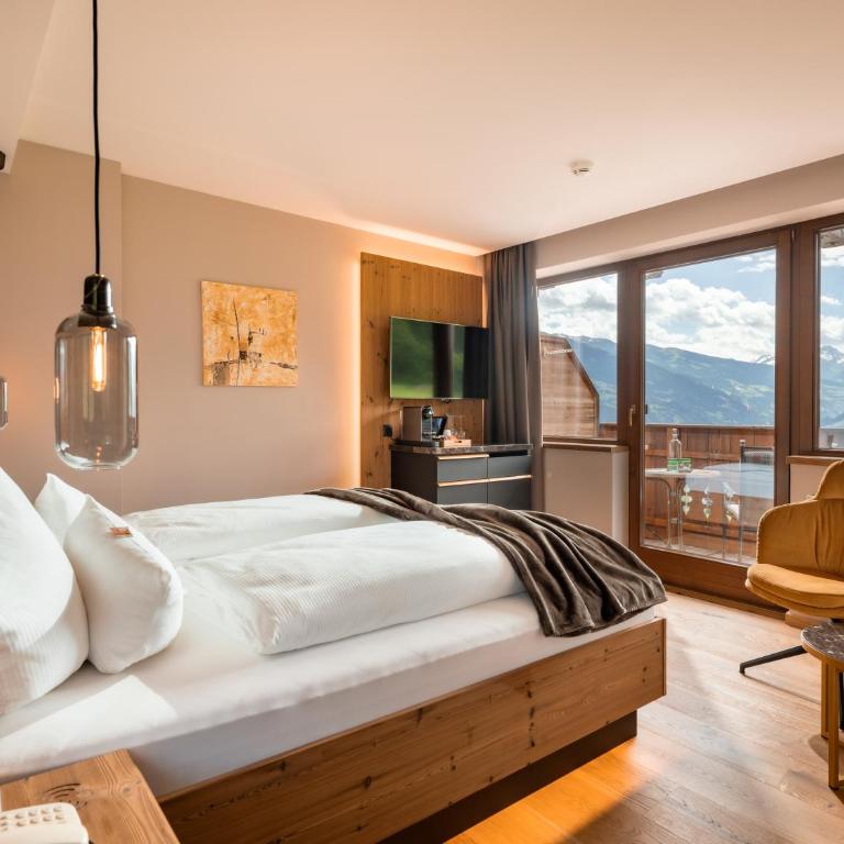 Hotel Waldfriede - Panoramic View Zillertal - Suite mit Balkon - 1