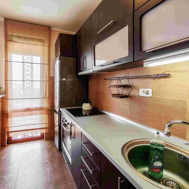 Sunny three-bedroom apartment in Budva - Apartman sa 3 Spavaće Sobe - 5