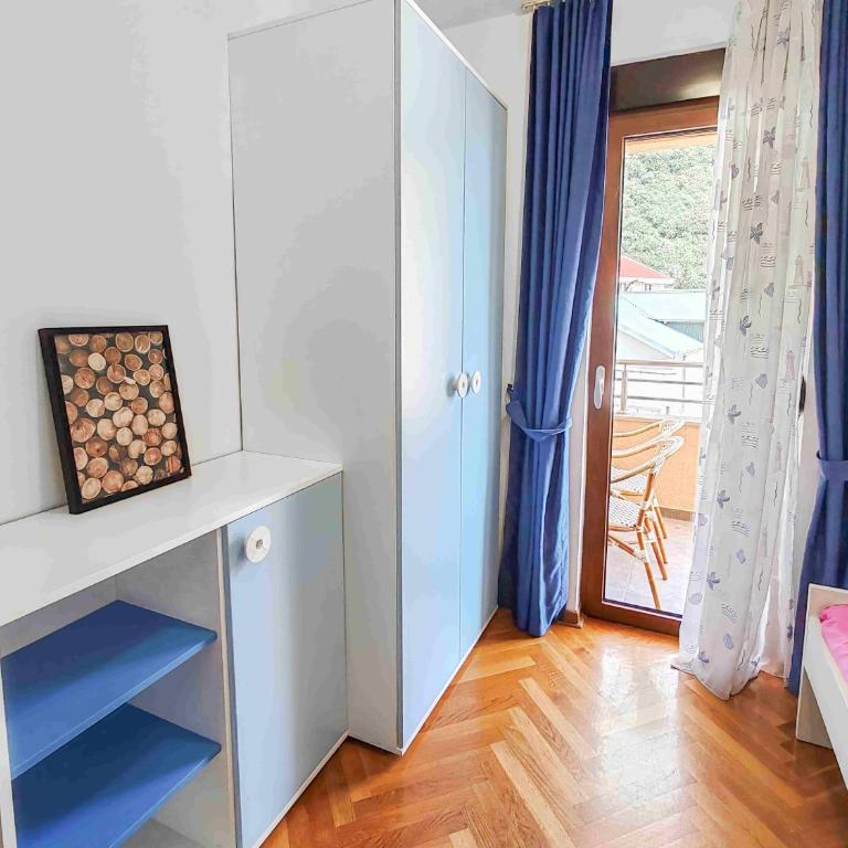 Sunny three-bedroom apartment in Budva - Apartman sa 3 Spavaće Sobe - 16