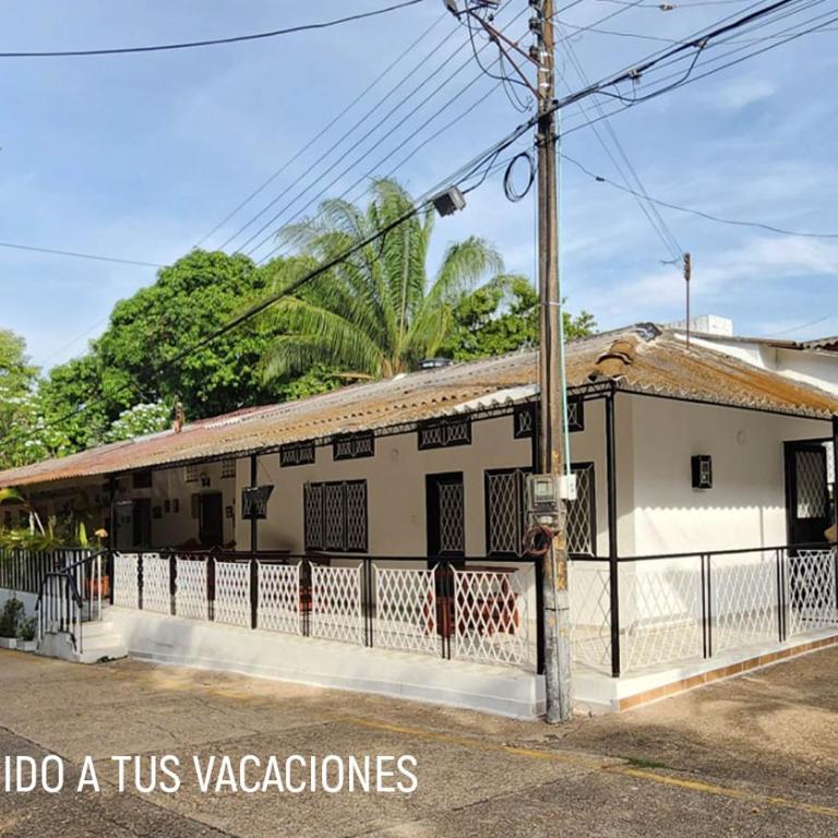 Casa villa con Jacuzzi, tobogán y BBQ - Casa de 3 dormitorios - 5