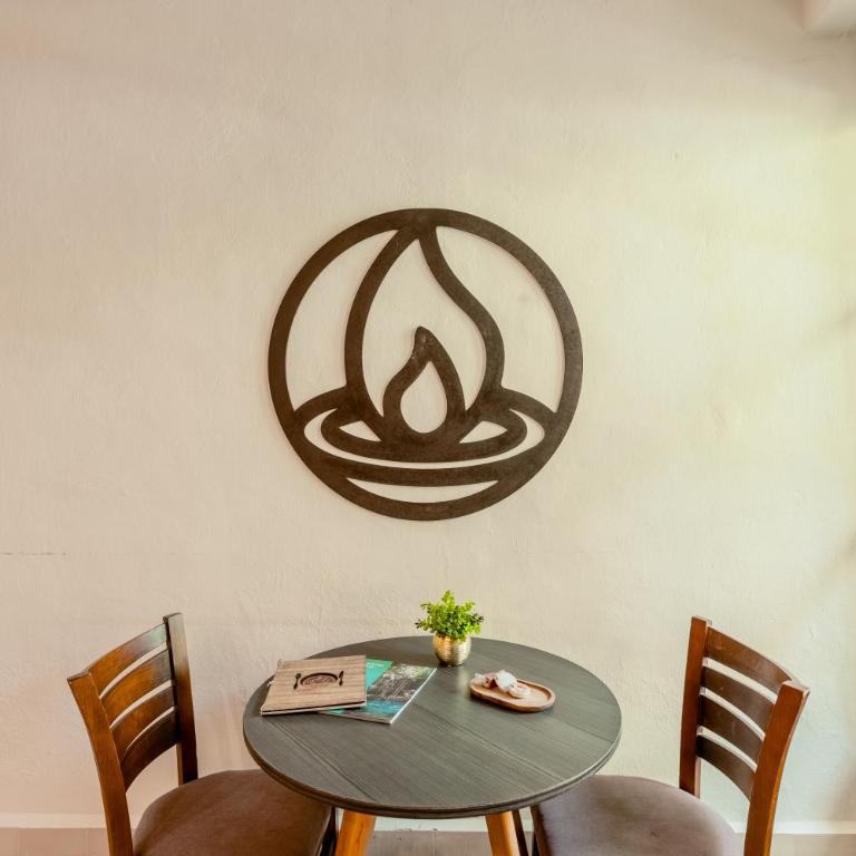Kuxtal Hotel Boutique - Deluxe 2 doubles, dining area, mini-bar, coffee maker - 8