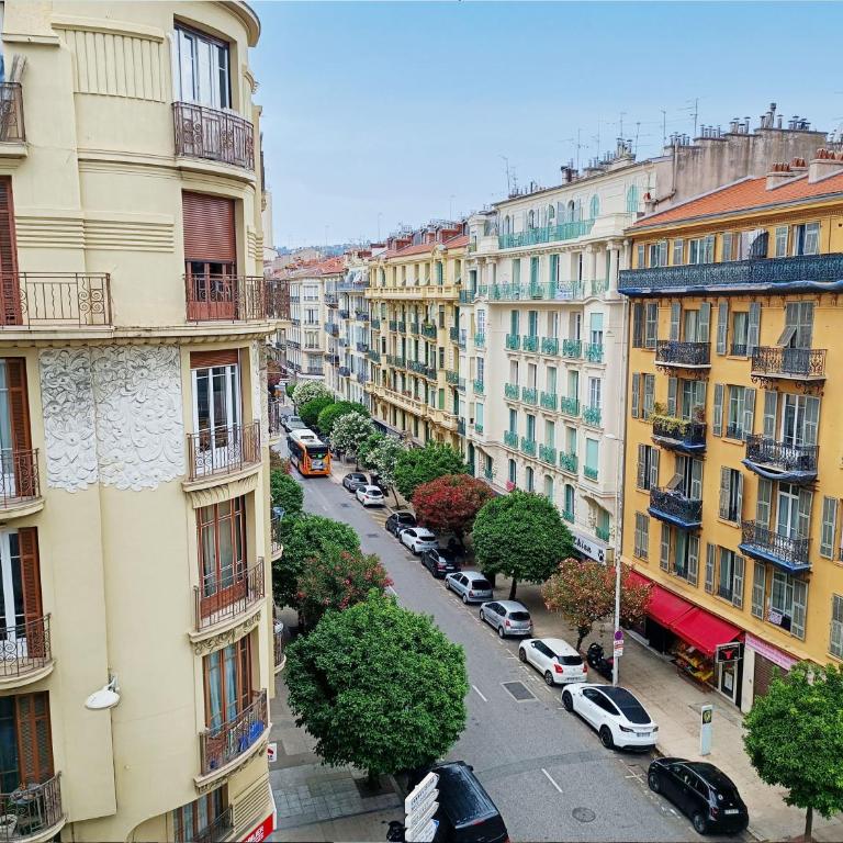 Joli studio centre-ville Nice proche de la gare - Studio - 14
