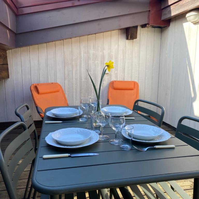 Appartement 71m2 près de Megève, à 200m télécabine la Princesse, local à ski, 2 chambres, parking couvert - Appartement 2 Chambres avec Balcon et Terrasse - 13