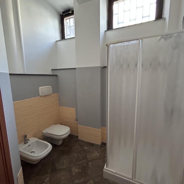 Gammazita Home - Three-Bedroom Premium Apartment with Balcony - 6