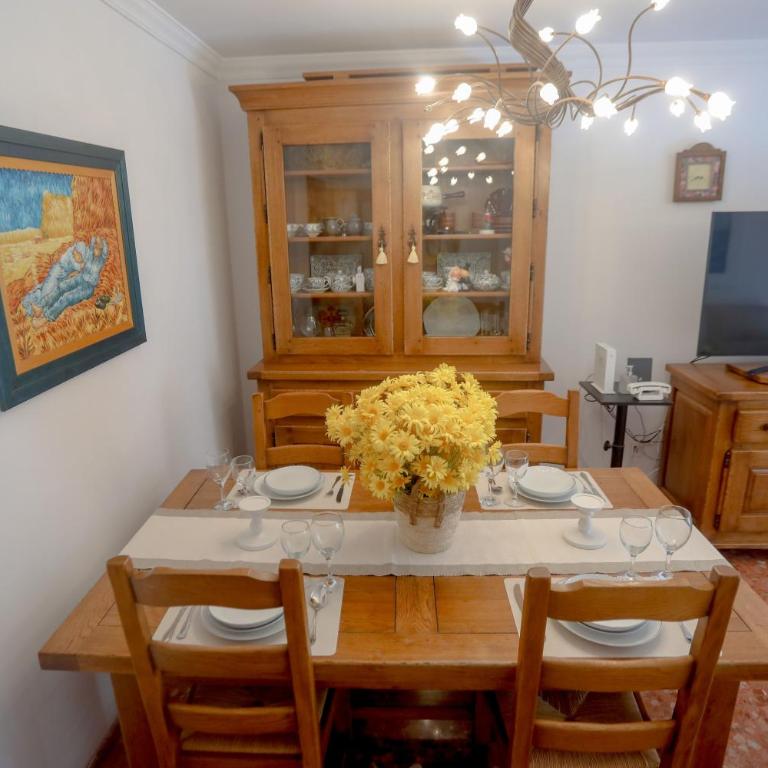 Lovely apartment near the beach & City of Arts and Sciences - Three-Bedroom Apartment - 6