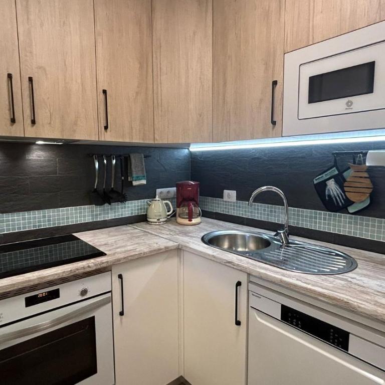 Hübsche Ferienwohnung mit 2 Schlafzimmern, Pool und WLAN, Strandnähe - Apartamento de 2 dormitorios - 7