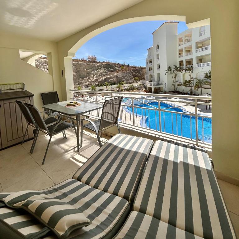 Pool view apt in Ocean Golf CC K118 - Apartamento con vistas a la piscina - 9