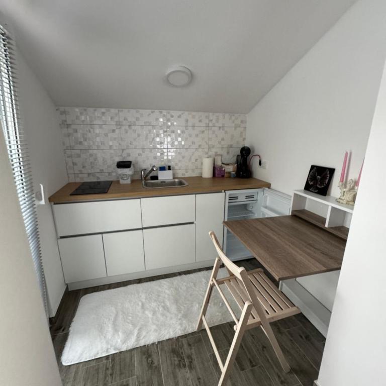 Vila Ema - Kuća sa 1 Spavaćom Sobom - 8