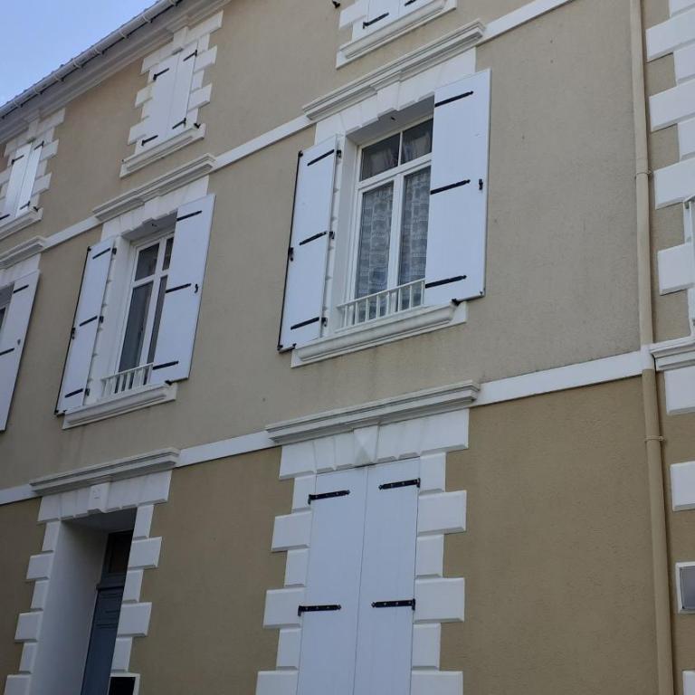 Studio vue mer 1r étage avec balcon - One-Bedroom Apartment - 5