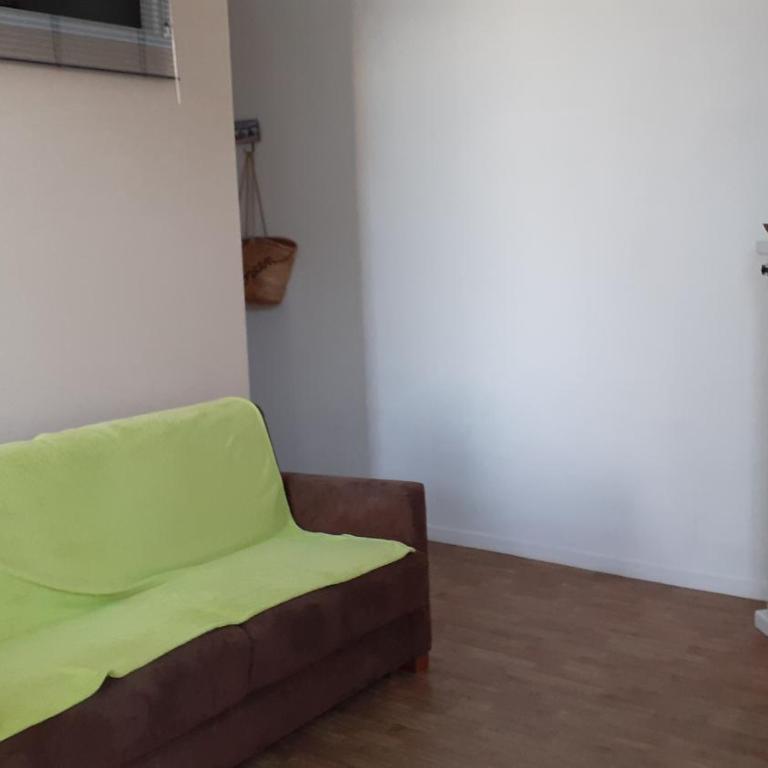 Studio vue mer 1r étage avec balcon - One-Bedroom Apartment - 8
