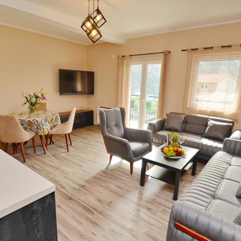 Apartments Orizzonte with beautiful view of the bay - Apartman sa 2 Spavaće Sobe - 11