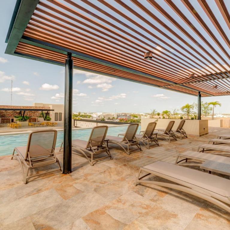 Sunlit Studio 4 Blks from 5th Ave with Pools & Gym - Studio avec Balcon - 1