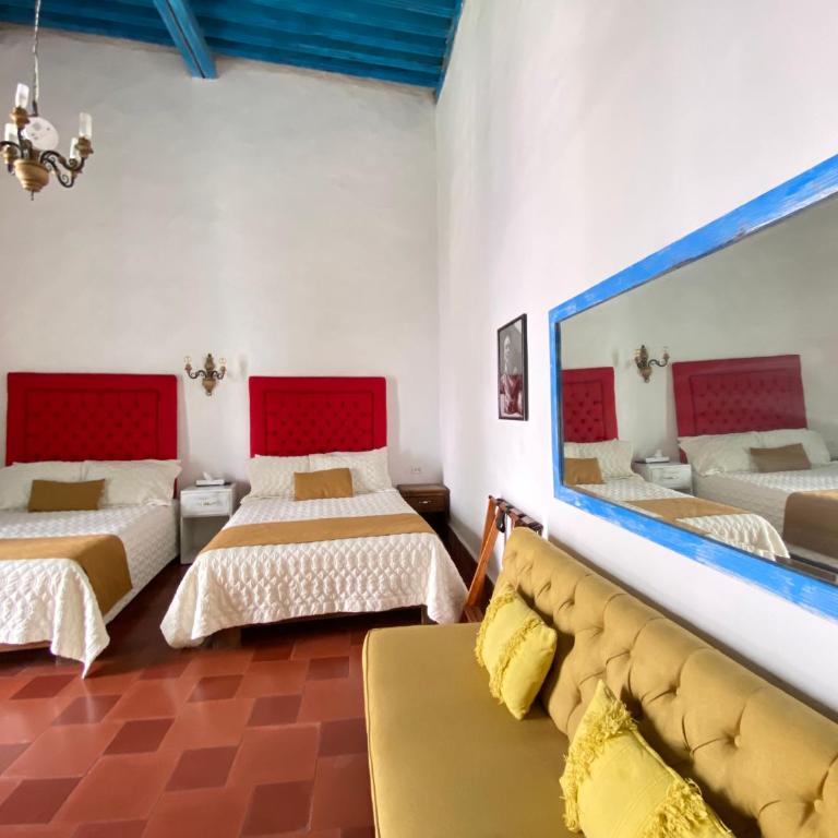 Alonso53 - Twin Room with Balcony - 3