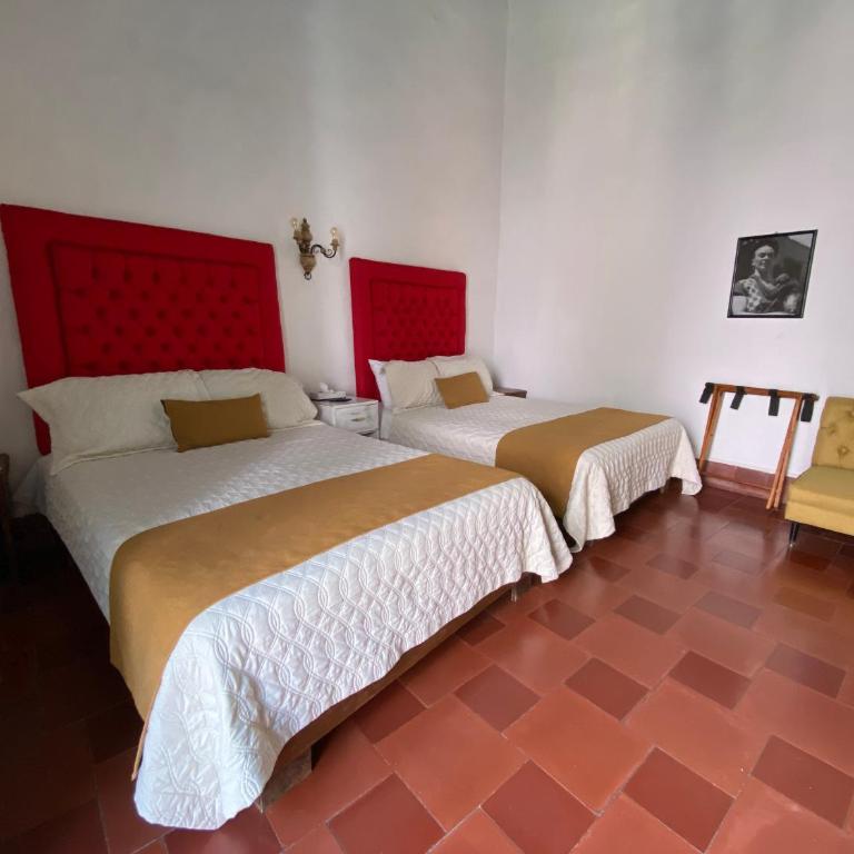 Alonso53 - Twin Room with Balcony - 7