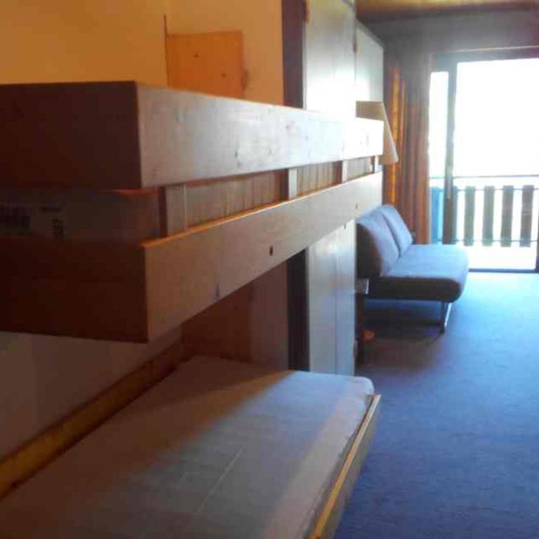 Studio confortable, vue sur le Pleney, parking inclus - FR-1-524-26 - Studio - 7