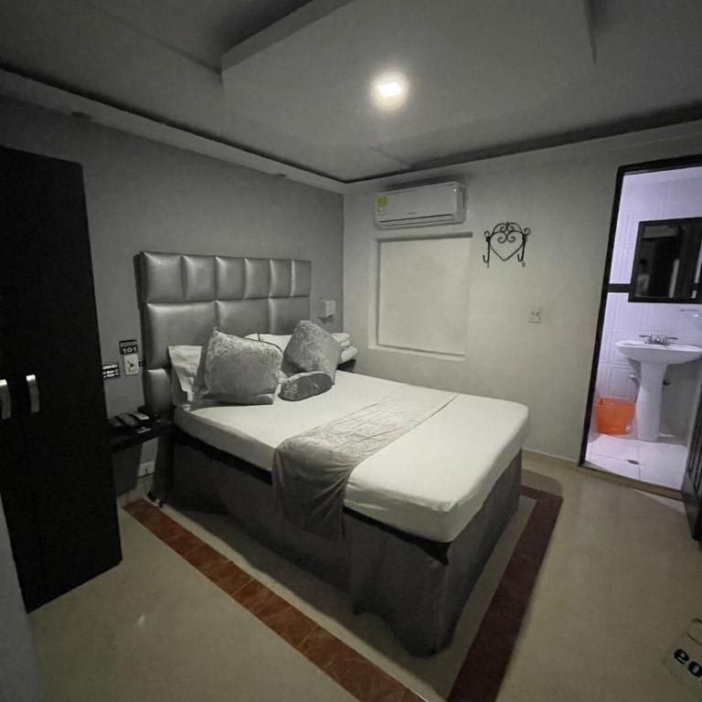 Hotel Plaza Norte Cali - Budget Double Room - 1