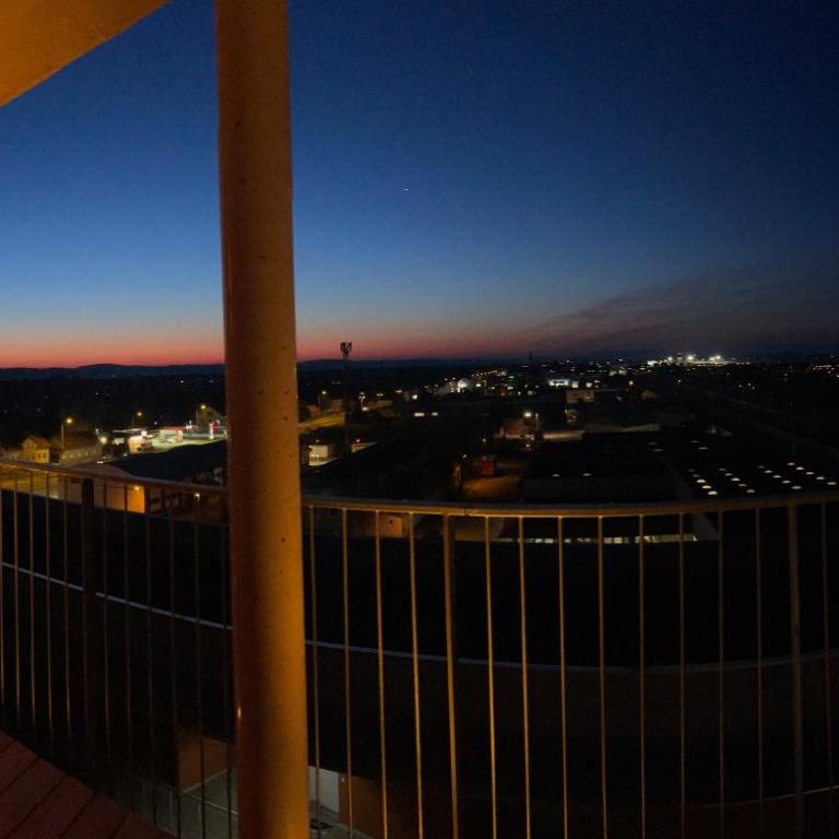 100 qm Penthouse, Self-Check-In, 2 Parkplätze - Penthouse-Apartment - 51