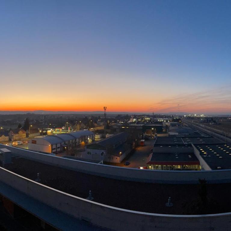 100 qm Penthouse, Self-Check-In, 2 Parkplätze - Penthouse-Apartment - 50