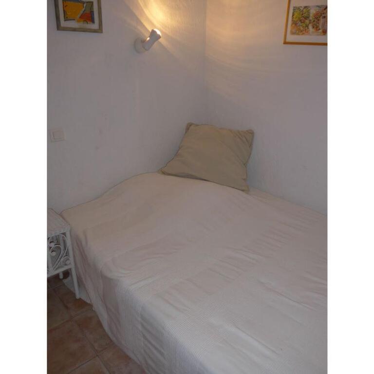 Les Heures Bleues Paradis - Three-Bedroom Vacation Home - 16