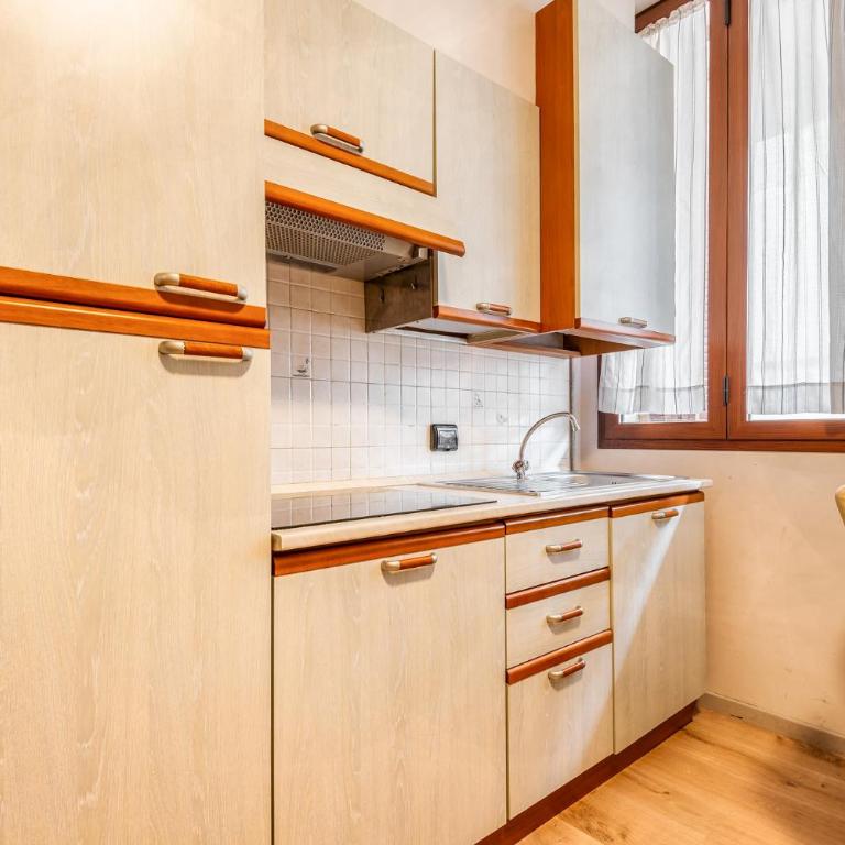 Milano Confy Apartment 2pax- Via Tartini, 26 - Appartamento con 1 Camera da Letto - 5