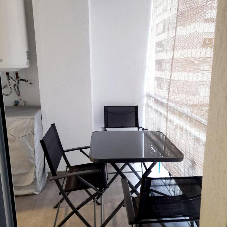 Apartamento 3 dormitorios centro Villajoyosa - Three-Bedroom Apartment - 15