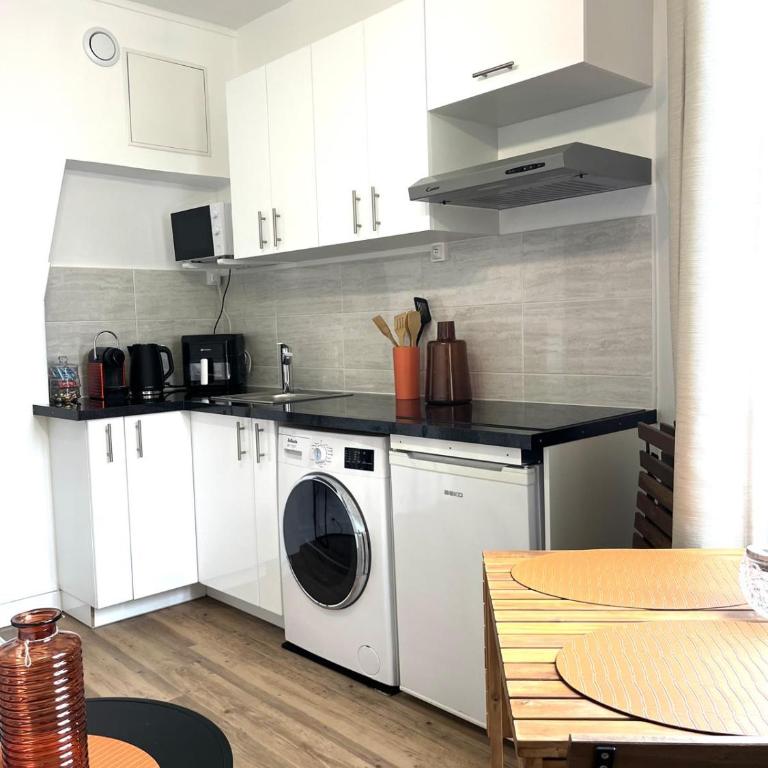 Le Langlier - One-Bedroom Apartment - 26