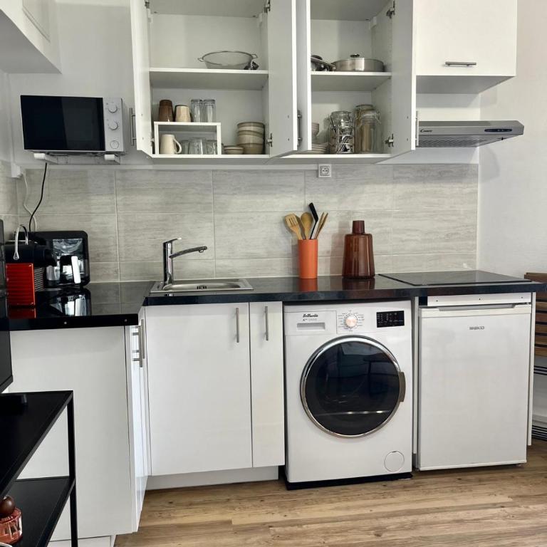 Le Langlier - One-Bedroom Apartment - 38