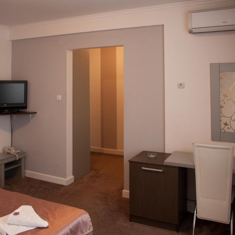 Hotel Kralj - Comfort Single Room - 6