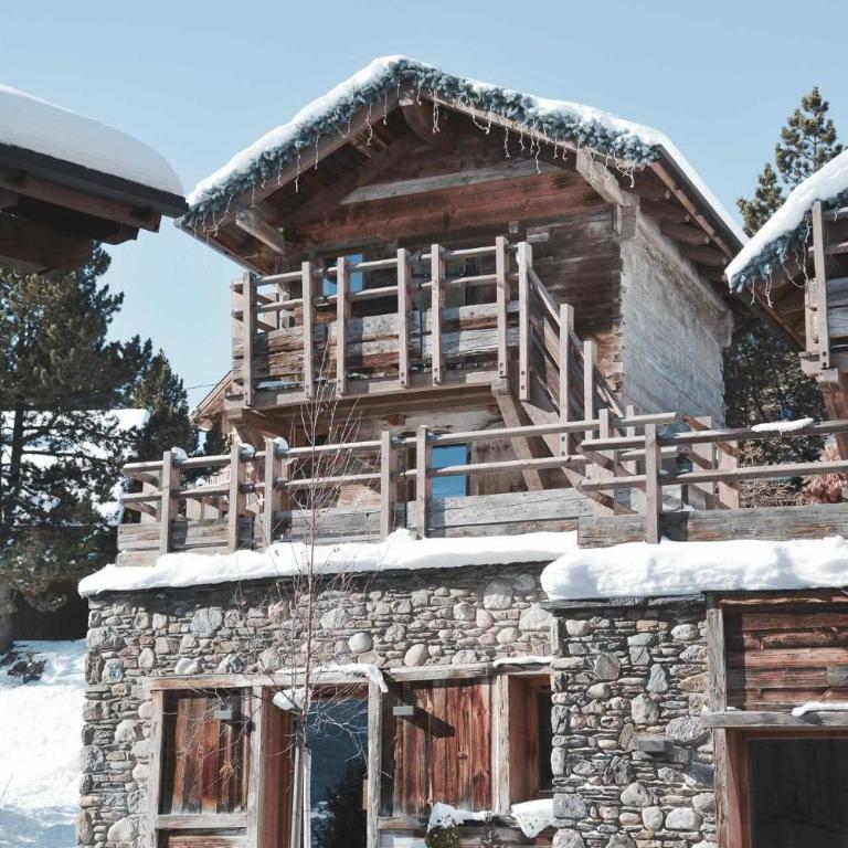 Chalets Collection Greniers D'Alpages - Les Chalets Secrets - Chalet Altair de 60 m² - 1