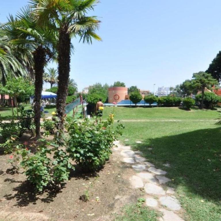 RNET - 600 Isla De Roses 7-19 - One-Bedroom Apartment - 17