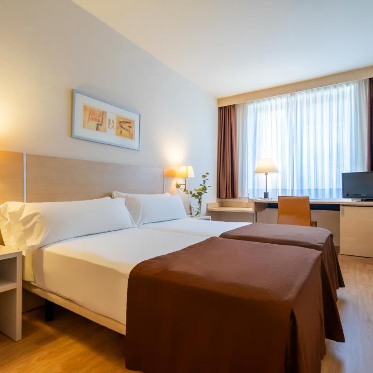 Hotel Glòries - Large Double Room - 2