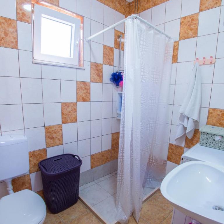 Holiday Home Simplicity - Three-Bedroom House - 21