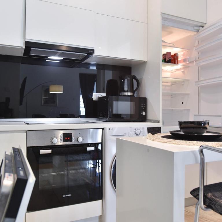 Luxury one bedroom apartment in beachfront apart Hotel - Apartman sa 1 Spavaćom Sobom - 11